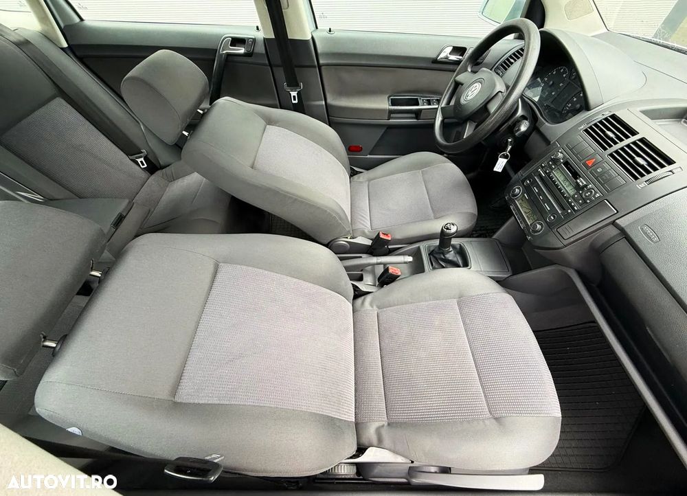 Volkswagen Polo - 17