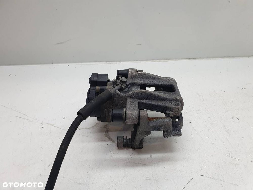 ZACISK HAMULCOWY TYŁ TYLNY LEWY JARZMO SKODA OCTAVIA IV LIFT 2.0 TDI - 3