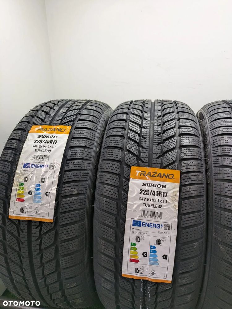 225 45 17 94V Trazano Snowmaster SW608 - 4