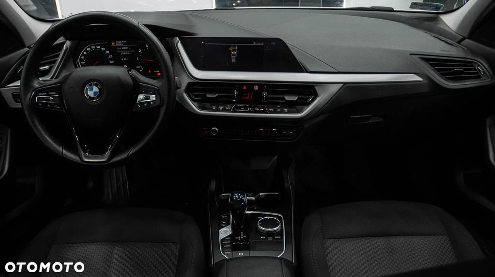BMW Seria 1 118i Advantage - 11