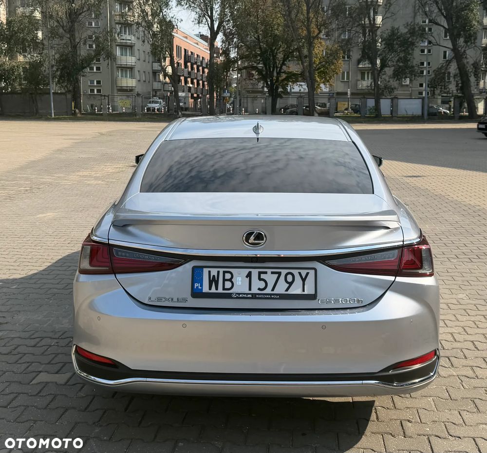 Lexus ES 300h Prestige - 19