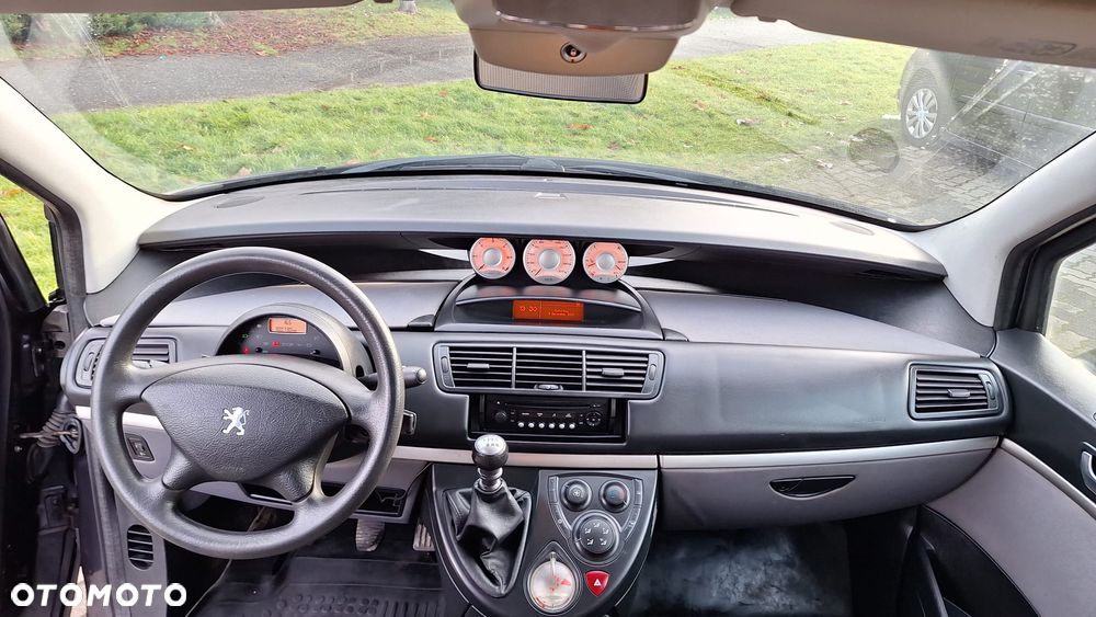 Peugeot 807 2.0 HDi Trendy - 12