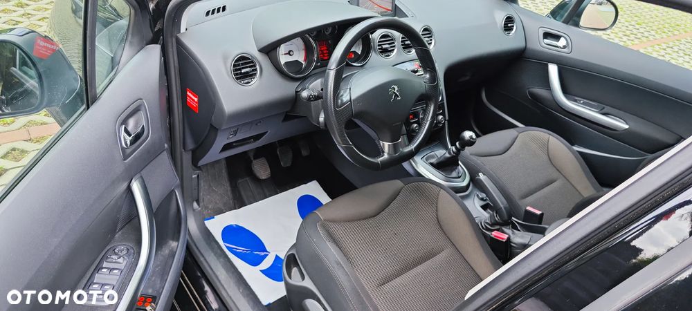 Peugeot 308 2.0 HDi Allure - 10