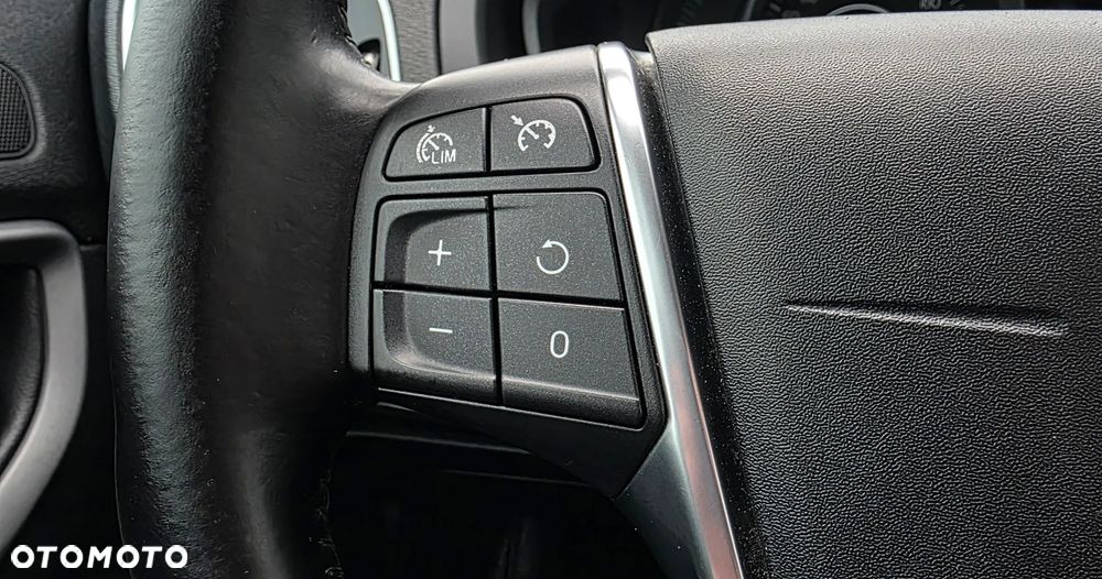 Volvo V40 D3 Momentum - 23