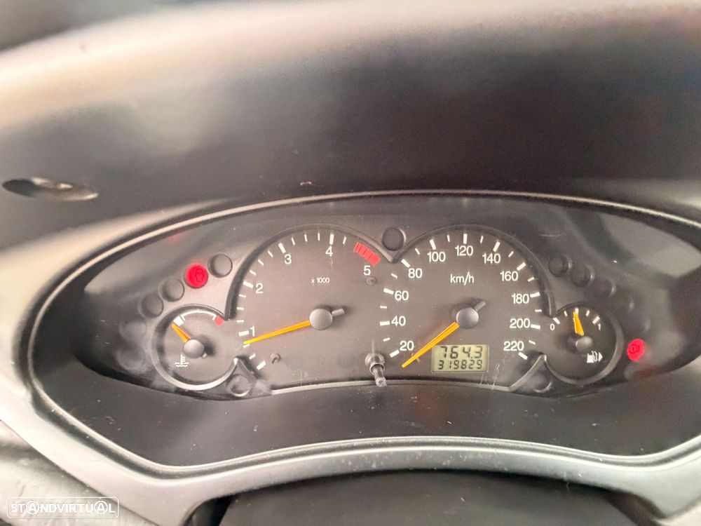 Ford Focus 1.8 TDCi Ghia - 5