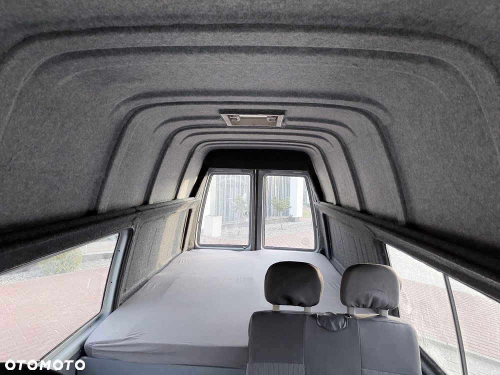 Volkswagen Transporter Standard - 12