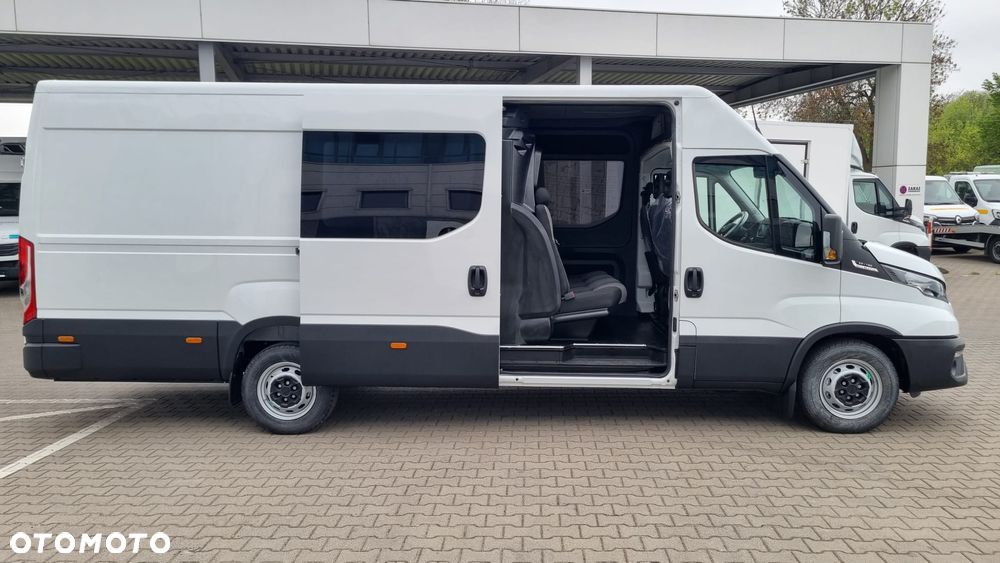 Iveco Daily / Pewny partner w biznesie ! - 8