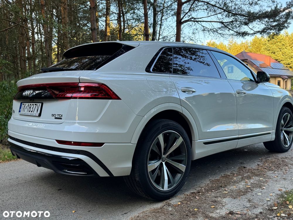 Audi Q8 - 7