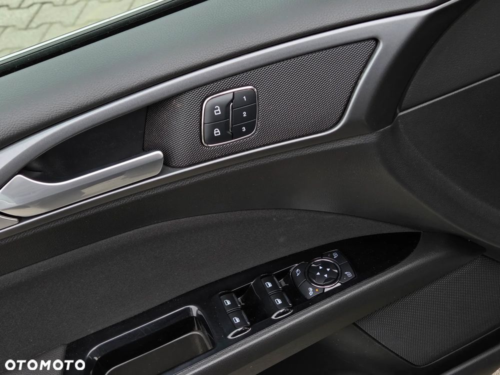 Ford Mondeo SW 2.0 EcoBlue Trend - 28
