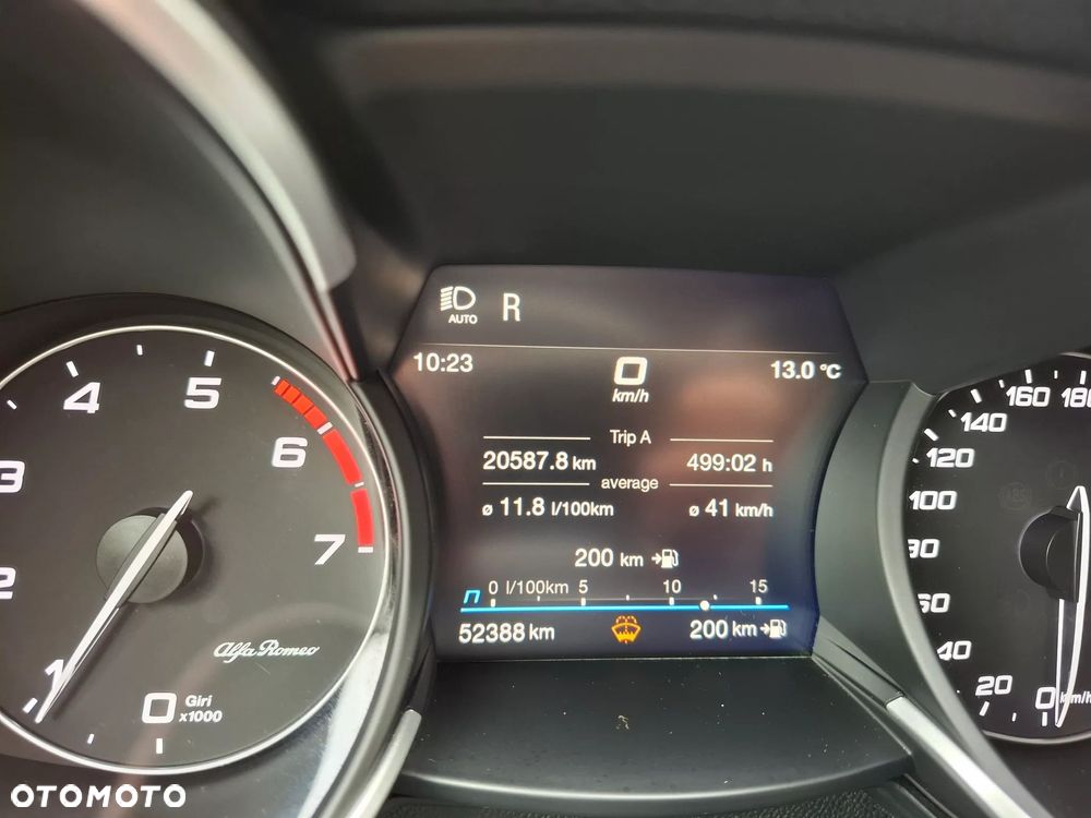 Alfa Romeo Stelvio 2.0 Turbo Sprint Q4 - 14