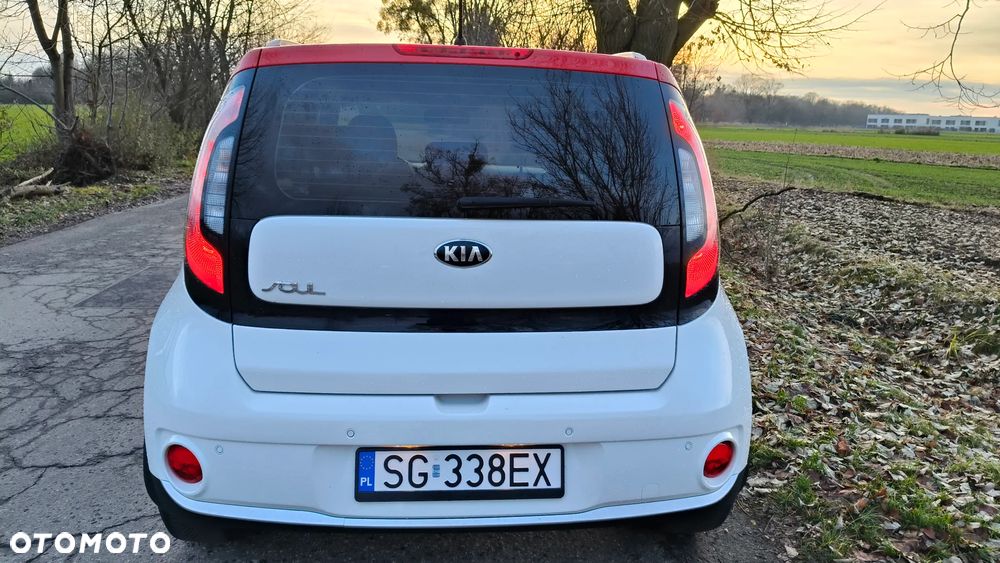 Kia Soul 1.6 GDI White&Red Edition - 4