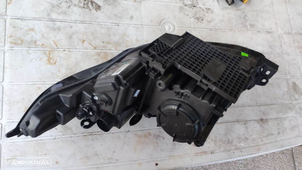 farol direito Halógenio Evoque facelift GJ32-13W029 - 9