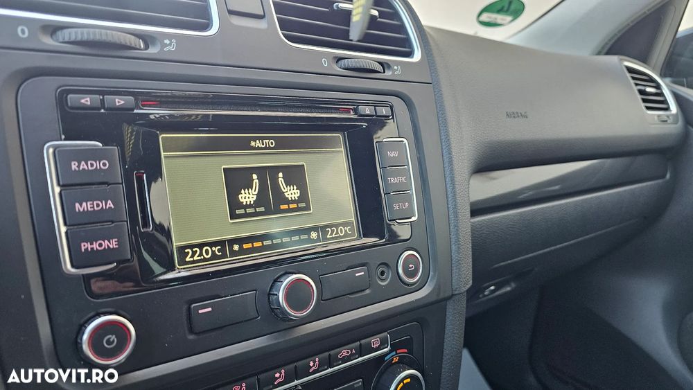 Volkswagen Golf 1.4 TSI DSG Team - 26