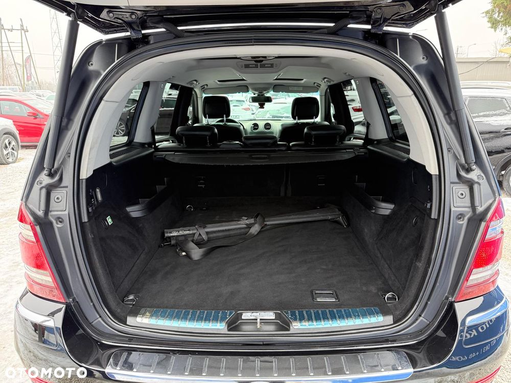 Mercedes-Benz GL 320 CDI 4Matic 7G-TRONIC - 31