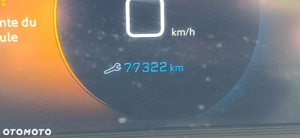 Peugeot 208 - 35