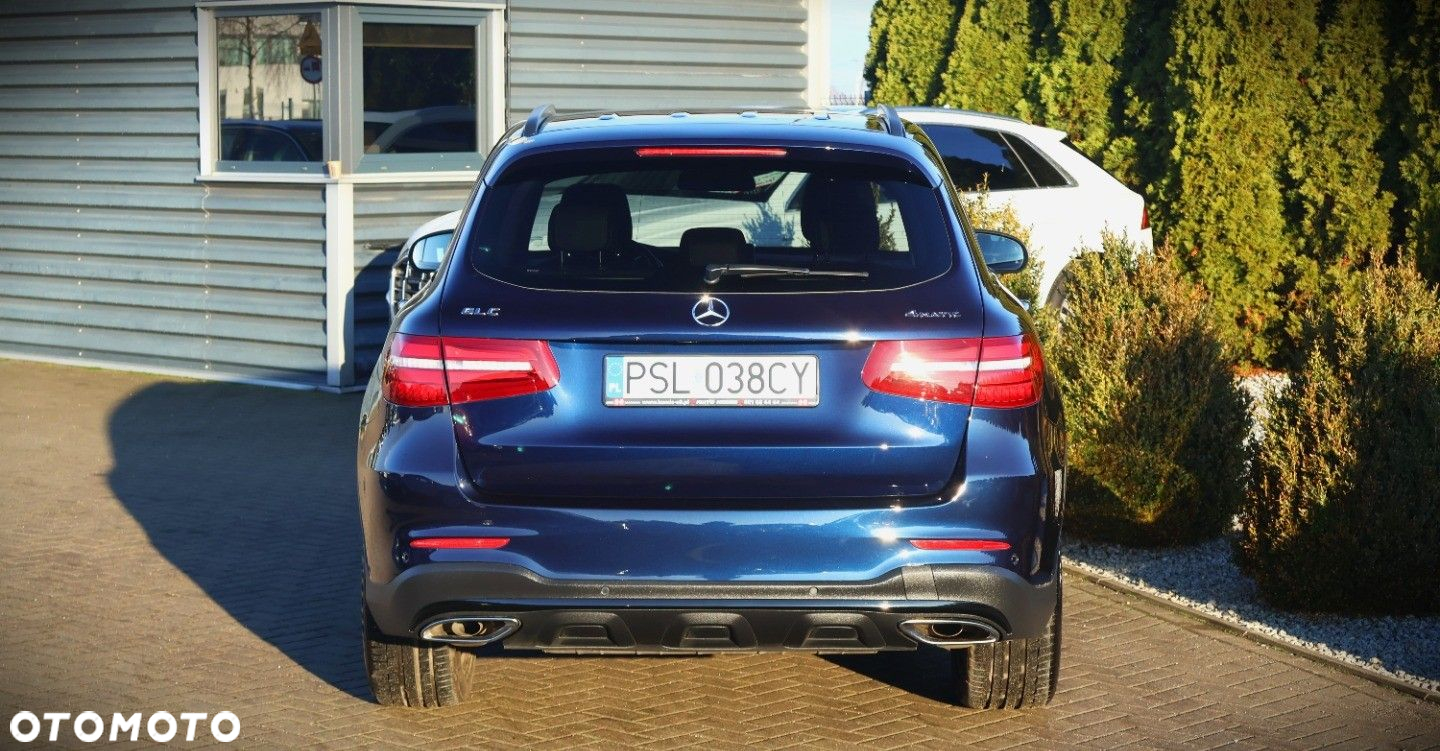 Mercedes-Benz GLC - 7