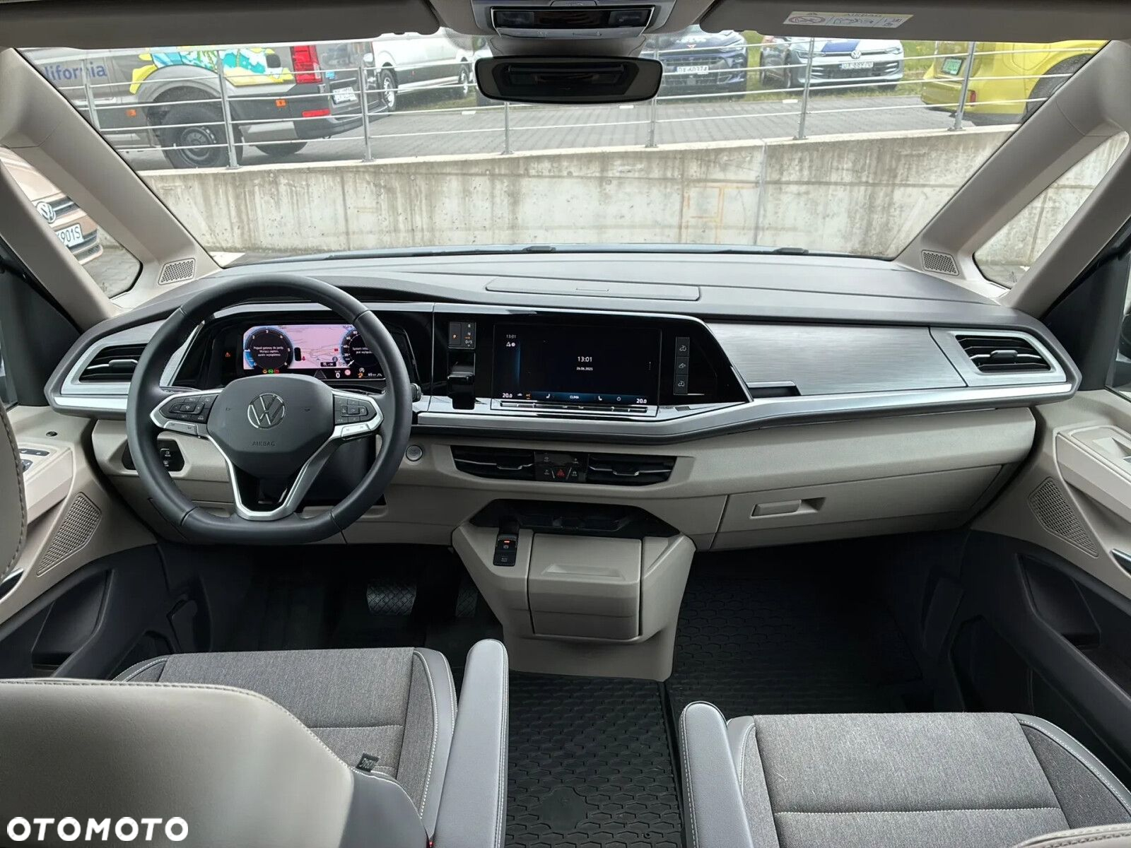 Volkswagen California - 11