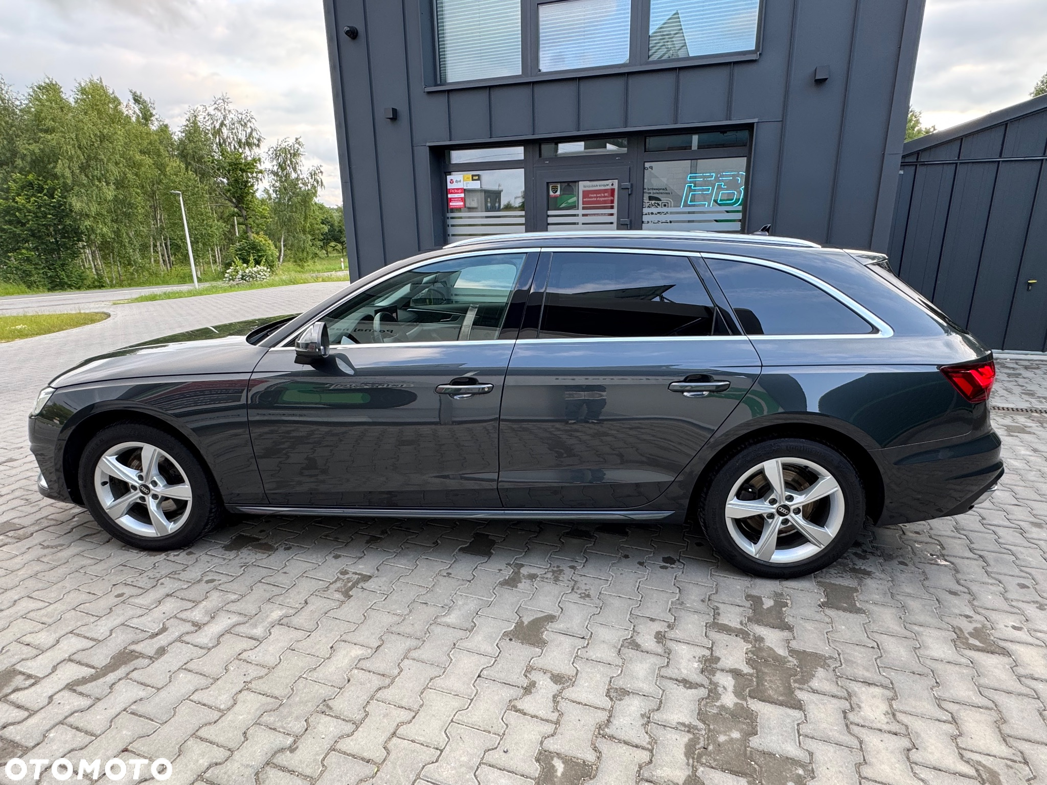Audi A4 Avant 2.0 TDI S tronic - 4