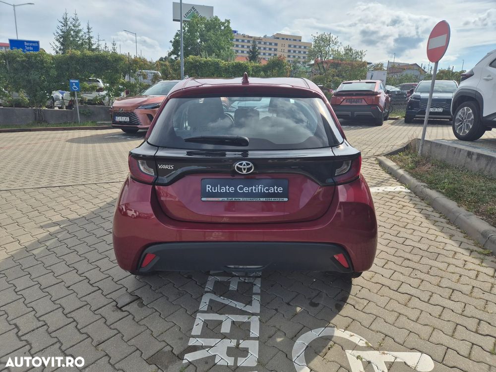 Toyota Yaris - 8