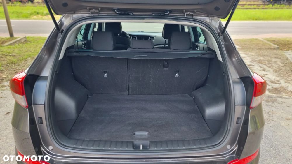 Hyundai Tucson blue 1.6 GDi 2WD Navi - 15
