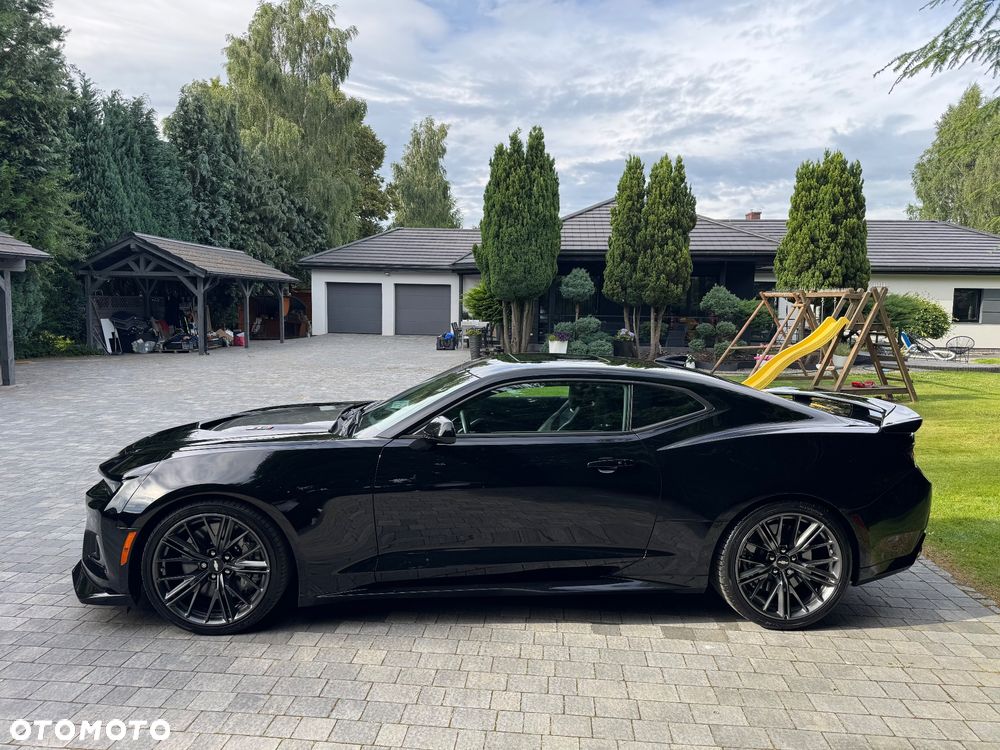 Chevrolet Camaro - 2