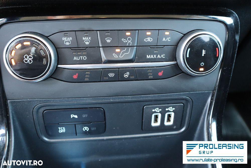 Ford EcoSport - 10