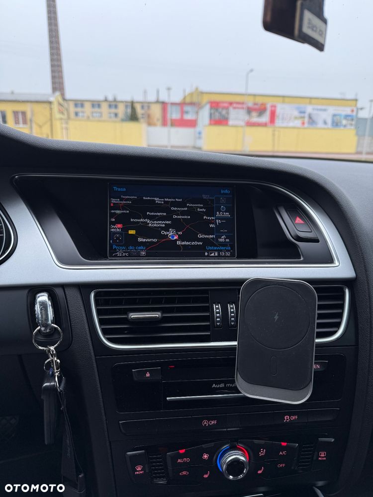 Audi A4 Avant 2.0 TDI - 19