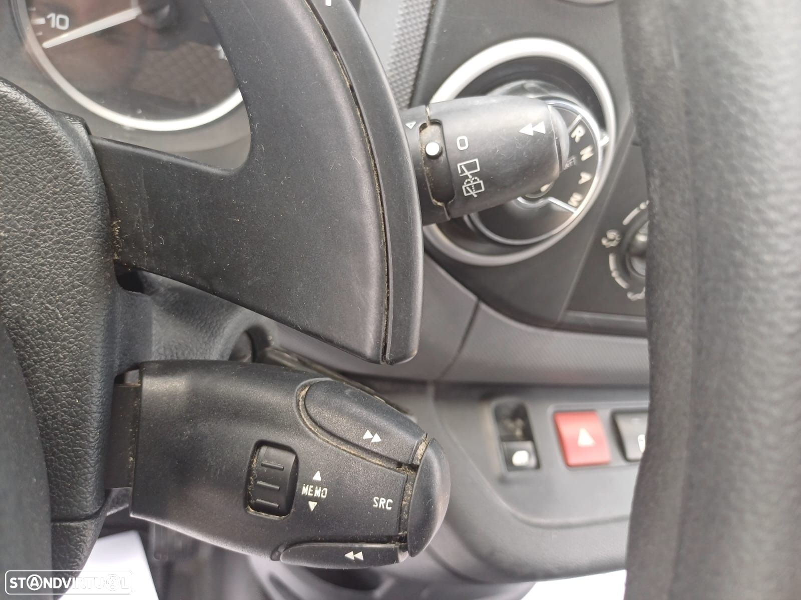 Citroën Berlingo 1.6 HDi Automática 3 Lug. - 32