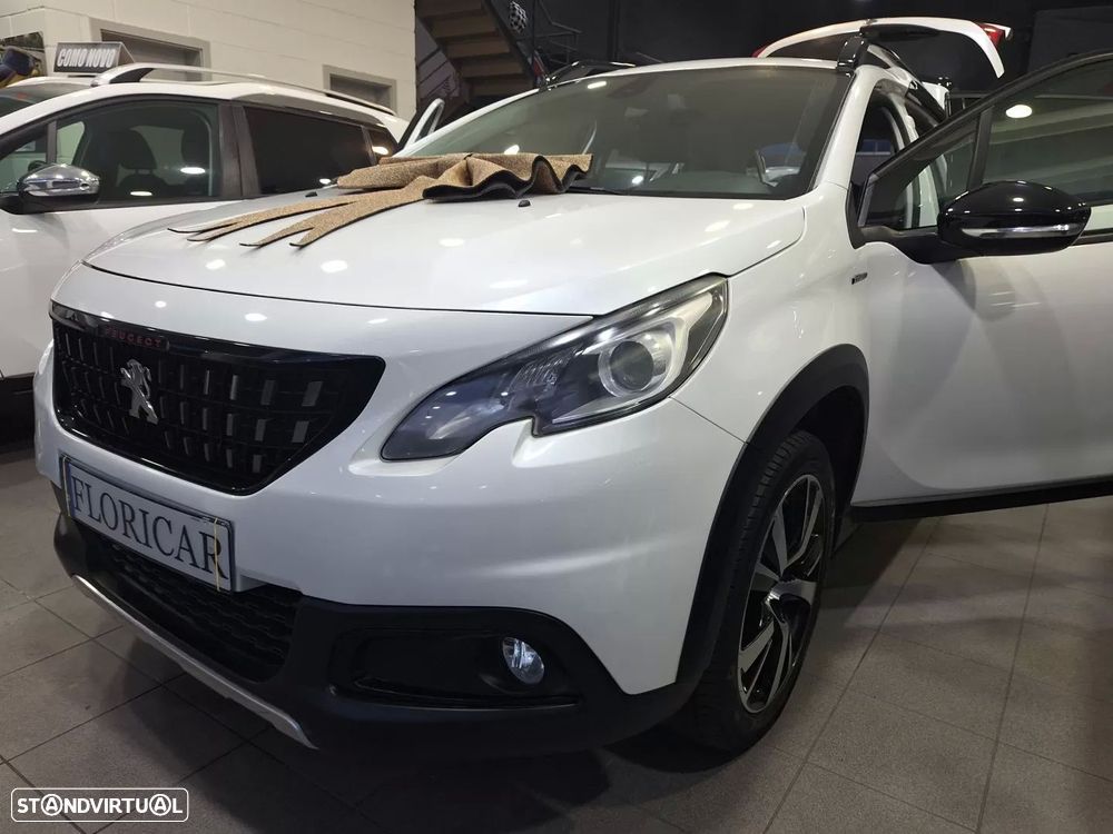 Peugeot 2008 1.2 PureTech GT Line - 1