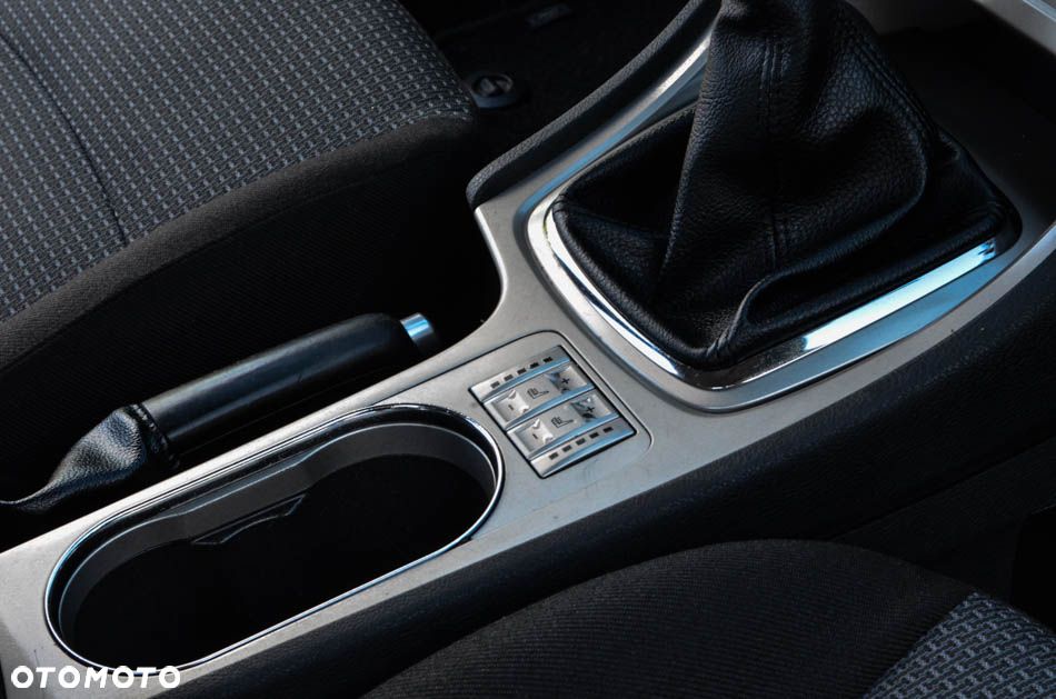 Ford Mondeo 2.0 TDCi Titanium X - 38