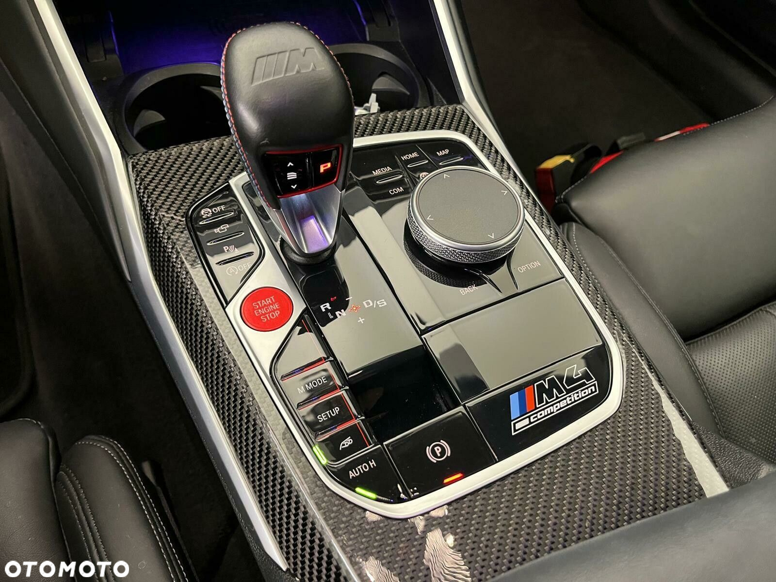 BMW M4 Competition M xDrive sport - 34