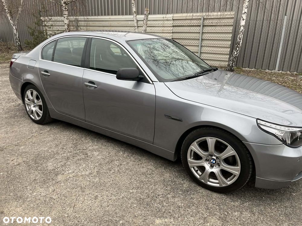 BMW Seria 5 520i - 9