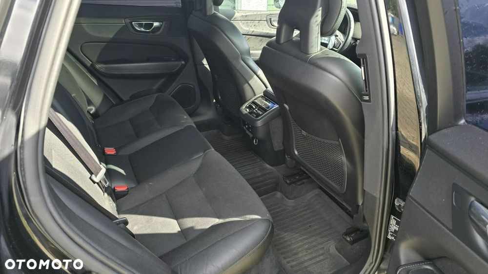 Volvo XC 60 - 16