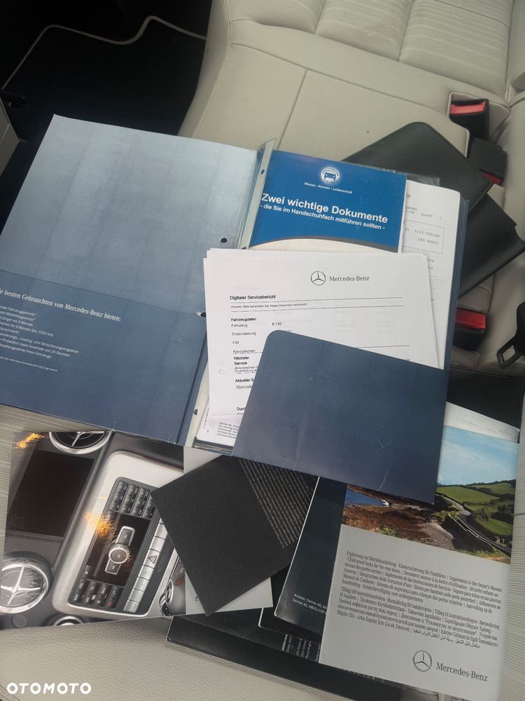 Mercedes-Benz Klasa B 180 BlueEFFICIENCY Edition Style - 35