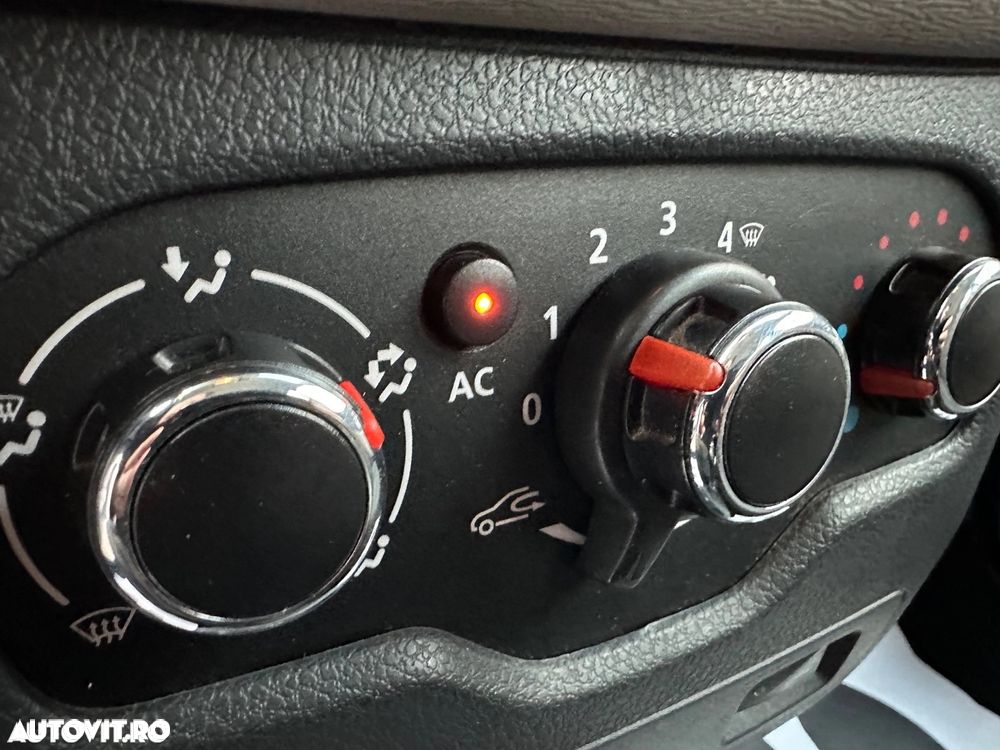 Dacia Lodgy dCi 110 Prestige - 9