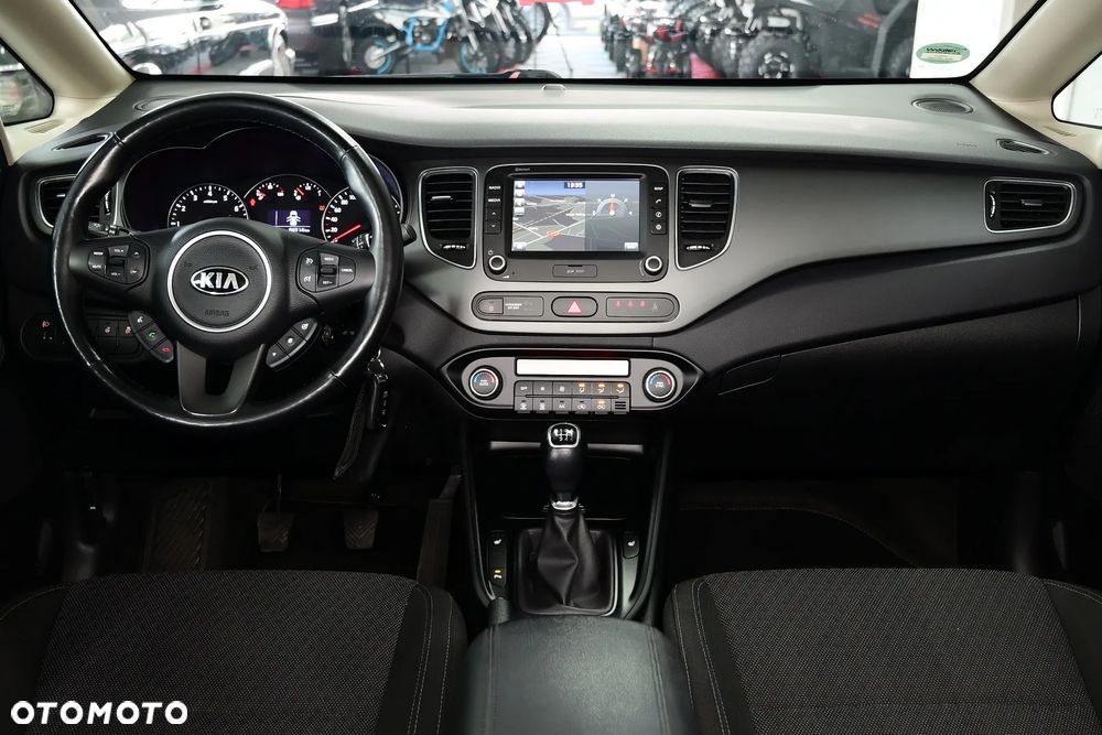 Kia Carens 1.6 GDI Business Line 7os EU6 - 21