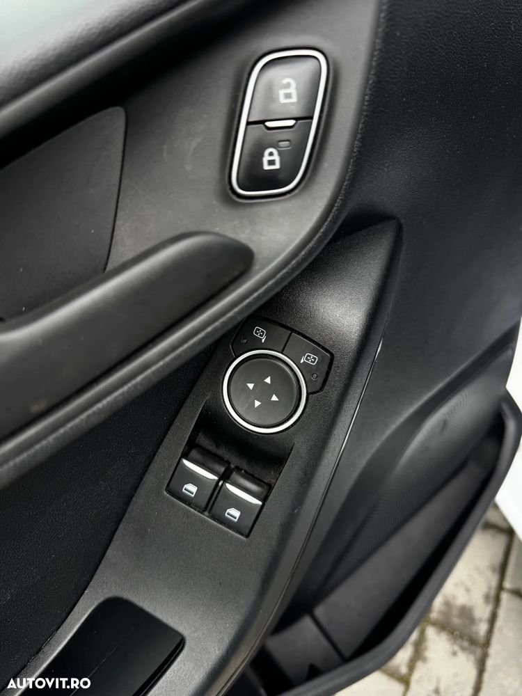 Ford Fiesta - 15