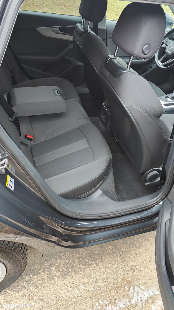 Audi A4 Avant 35 TDI mHEV S tronic - 9