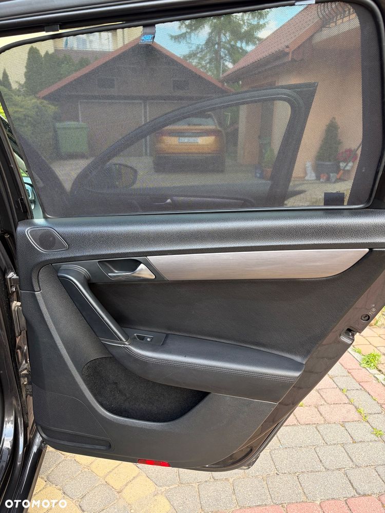 Volkswagen Passat 1.6 TDI DPF BlueMot Comfortline - 16