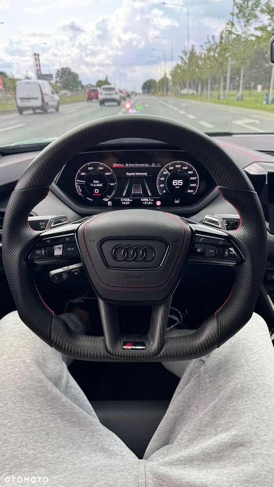 Audi RS e-tron GT - 8