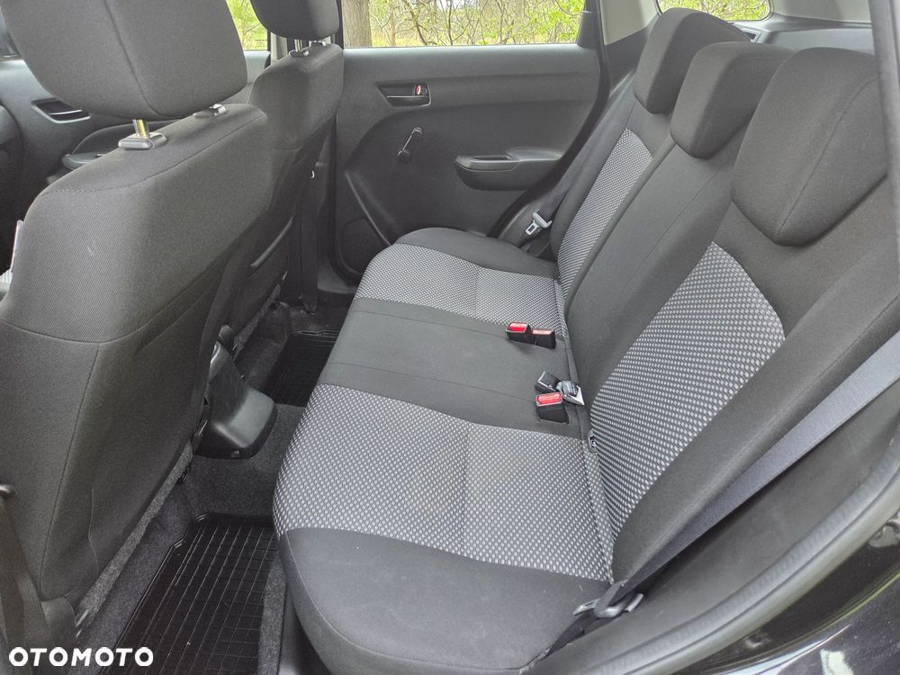 Suzuki Vitara 1.6 Comfort 4WD - 10