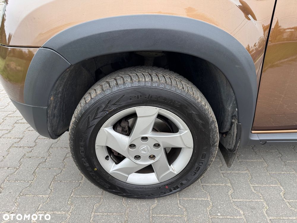 Dacia Duster 1.6 Laureate 4x4 - 18