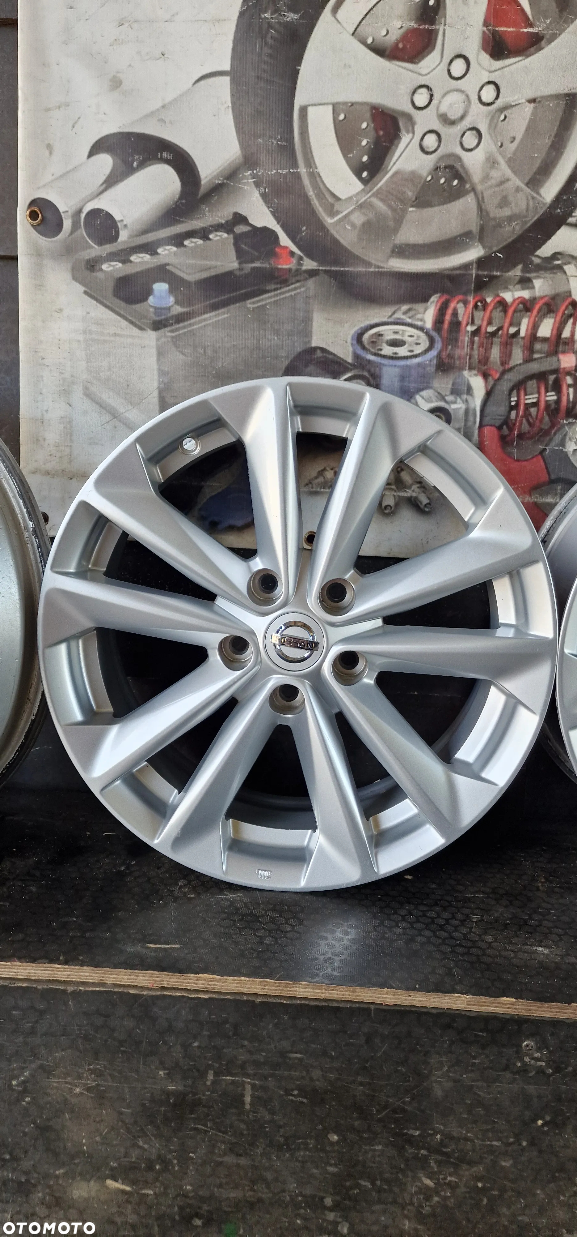 ALUFELGI NISSAN QASHQAI 17" 5x114,3 ET40 - 5
