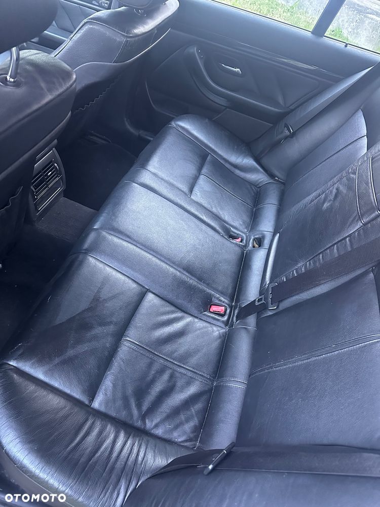 BMW Seria 5 - 14