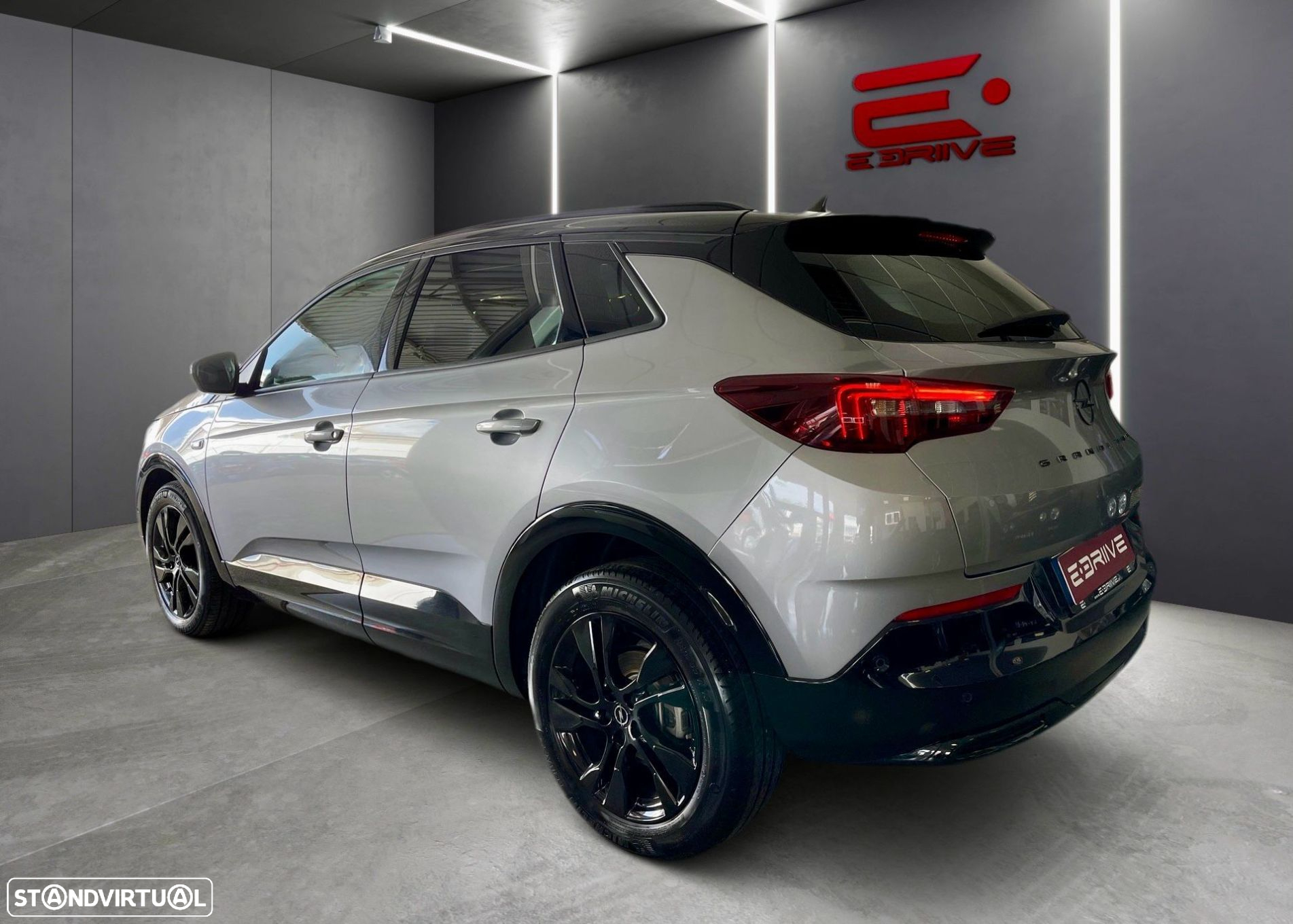 Opel Grandland 1.2 T GS Line - 6