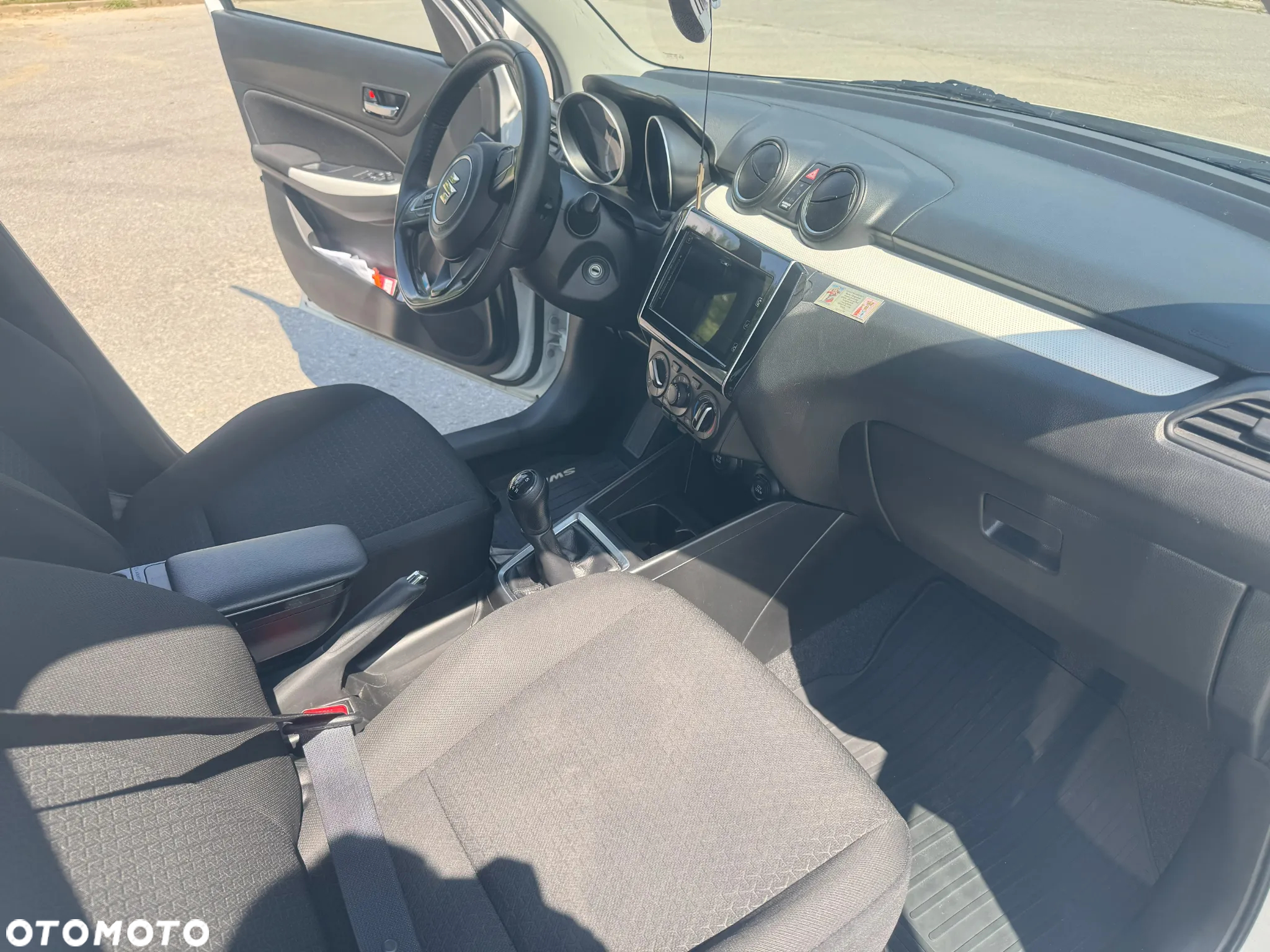 Suzuki Swift - 9