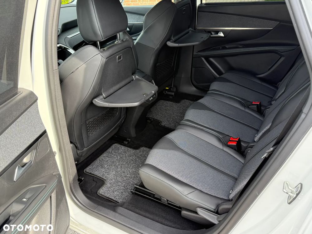 Peugeot 5008 BlueHDI 180 EAT8 Allure Pack - 33