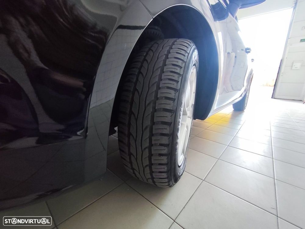 Audi A1 Sportback 1.0 TFSI Design - 24