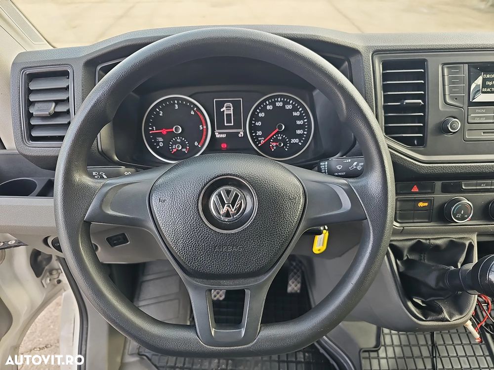 Volkswagen Crafter - 12