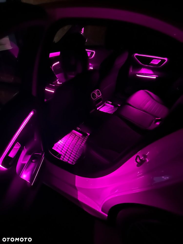 Mercedes-Benz Klasa C 300 4MATIC 9G-TRONIC - 30